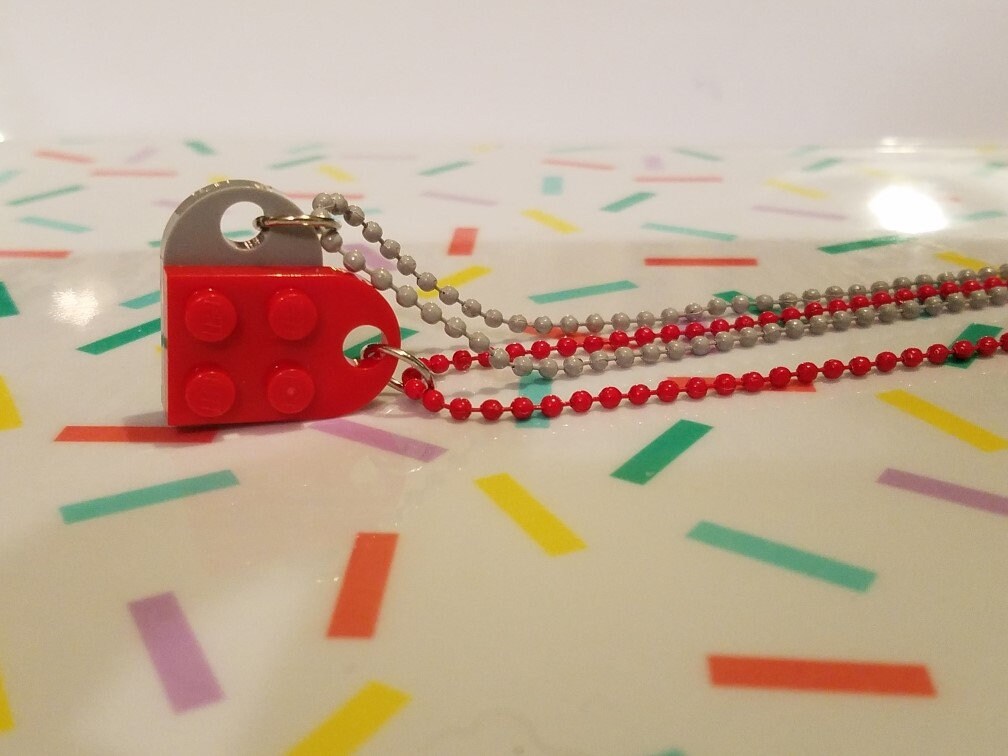 Parts/Elements - Accessories Lego Hearts - Lot of 16 Complete Hearts in 8 Colors